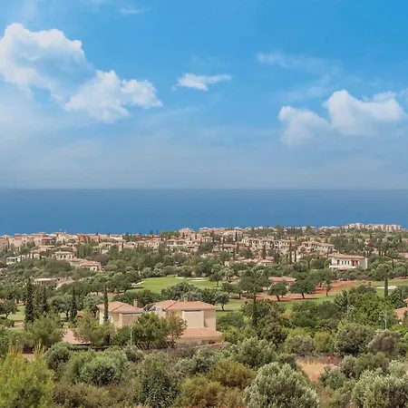 Aphrodite Hills Superior 190 * Kouklia